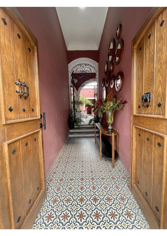 Quinta La Perla Hostel Guadalajara Bagian luar foto