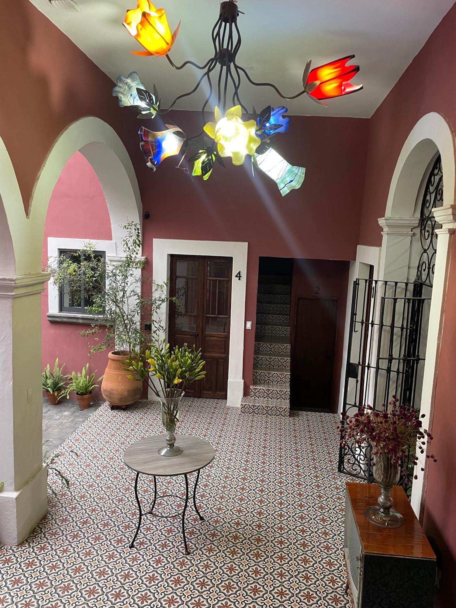 Quinta La Perla Hostel Guadalajara Bagian luar foto