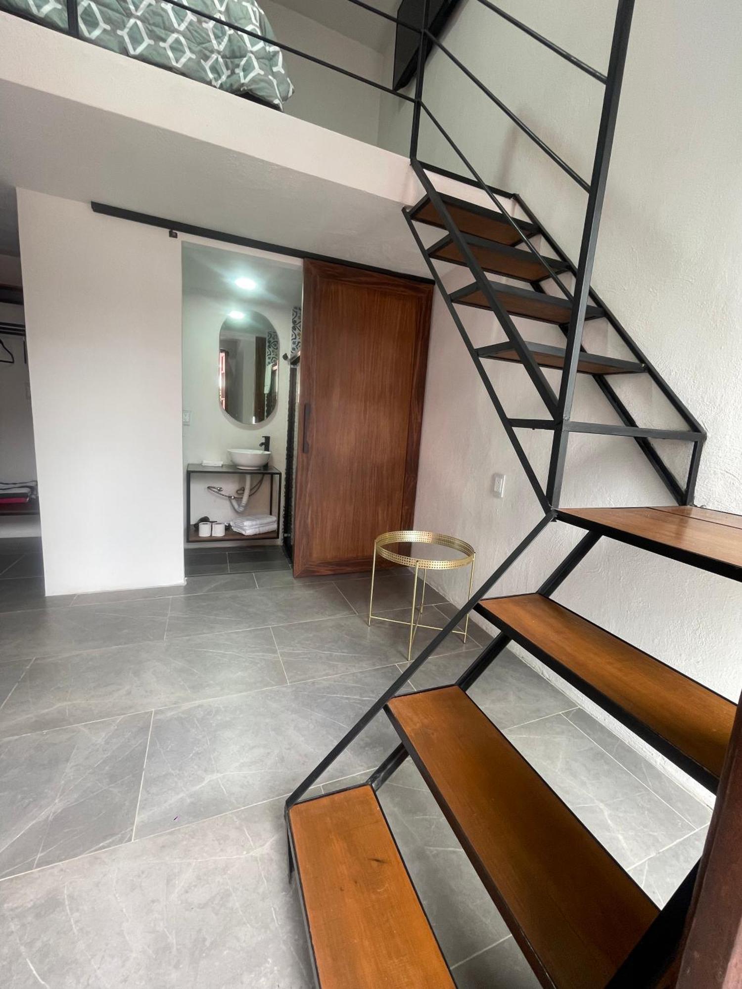 Quinta La Perla Hostel Guadalajara Bagian luar foto