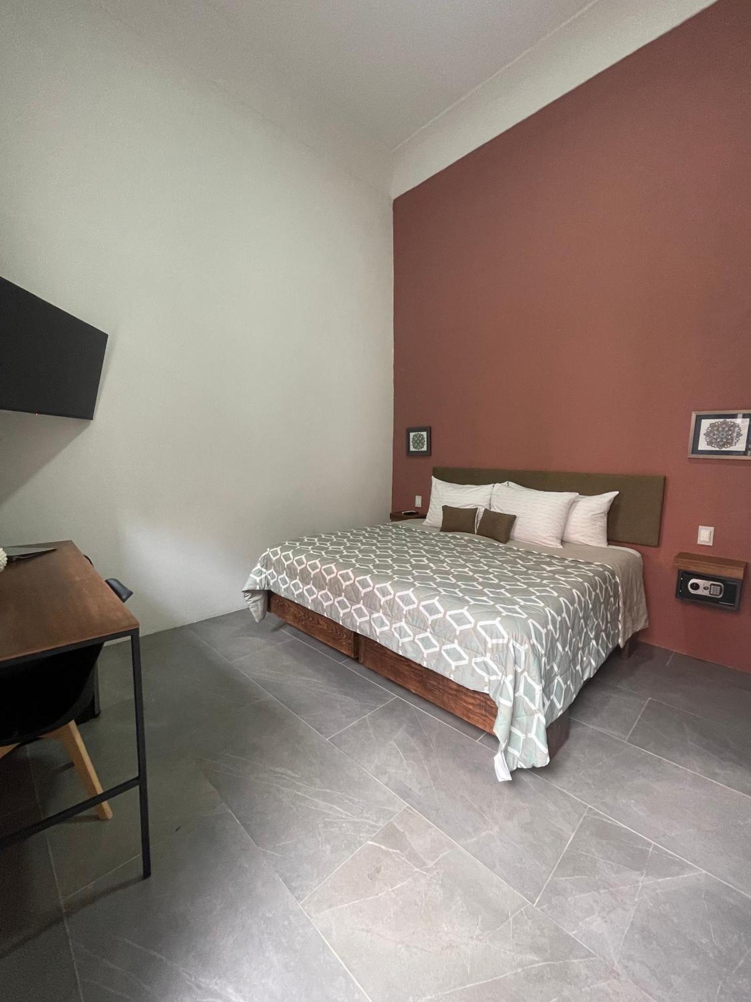 Quinta La Perla Hostel Guadalajara Bagian luar foto
