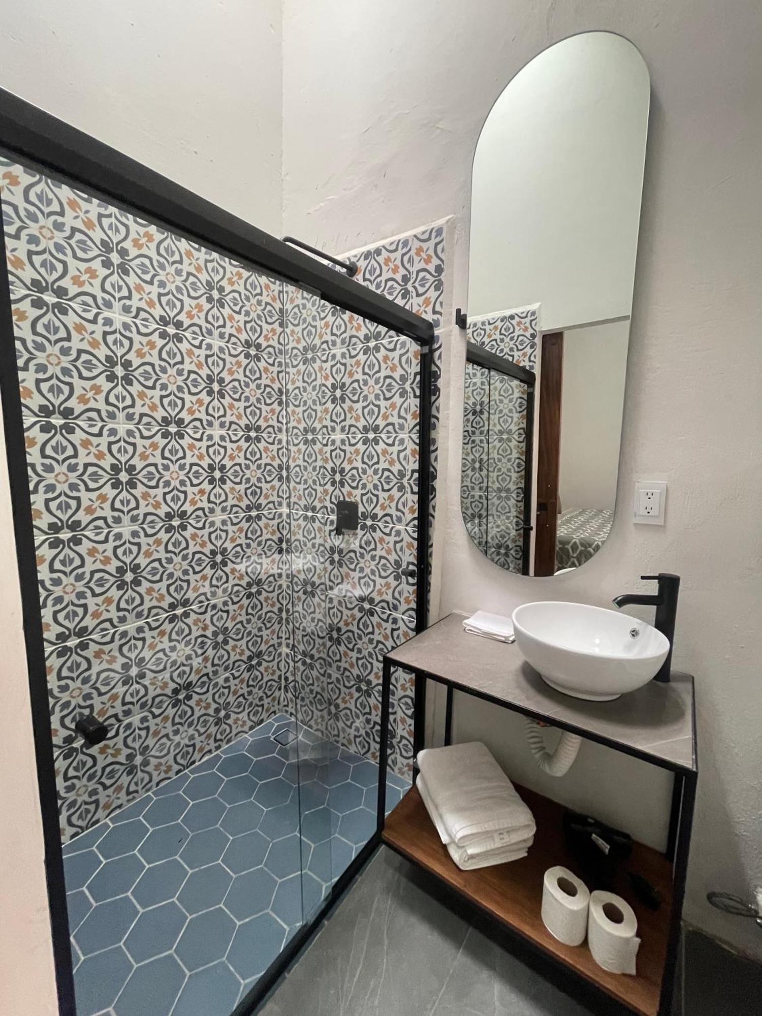 Quinta La Perla Hostel Guadalajara Bagian luar foto